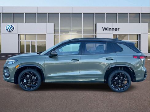 New 2026 Volkswagen Tiguan SE R-Line image 2