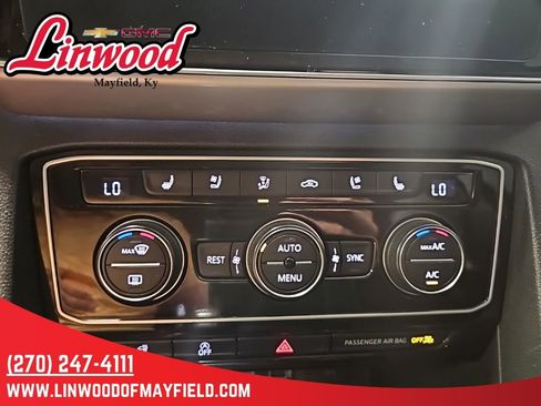 Used 2019 Volkswagen Atlas SEL Premium image 28