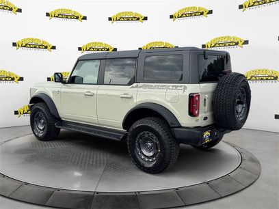 New 2025 Ford Bronco Outer Banks w/ Sasquatch Package