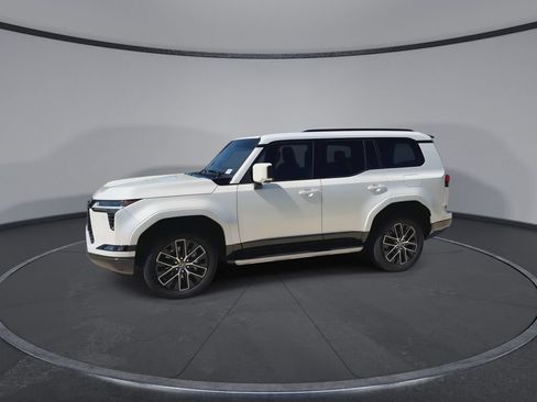 Used 2024 Lexus GX 550 w/ Accessory Package (Z1) AWD/4WD image 5