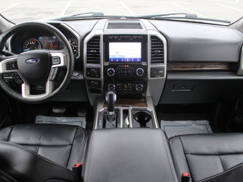 Used 2020 Ford F150 Lariat image 23