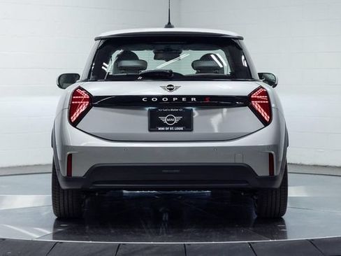 New 2026 MINI Cooper S FWD image 7