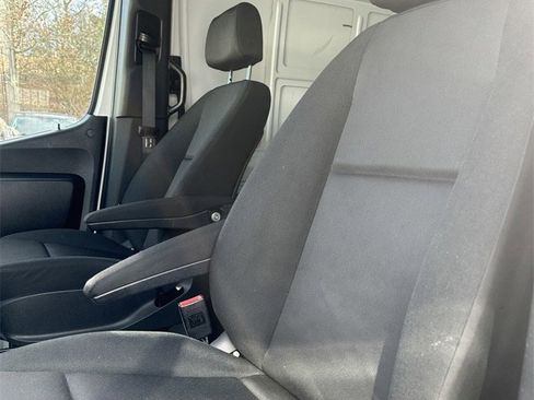 Used 2023 Mercedes-Benz Sprinter 2500 image 12