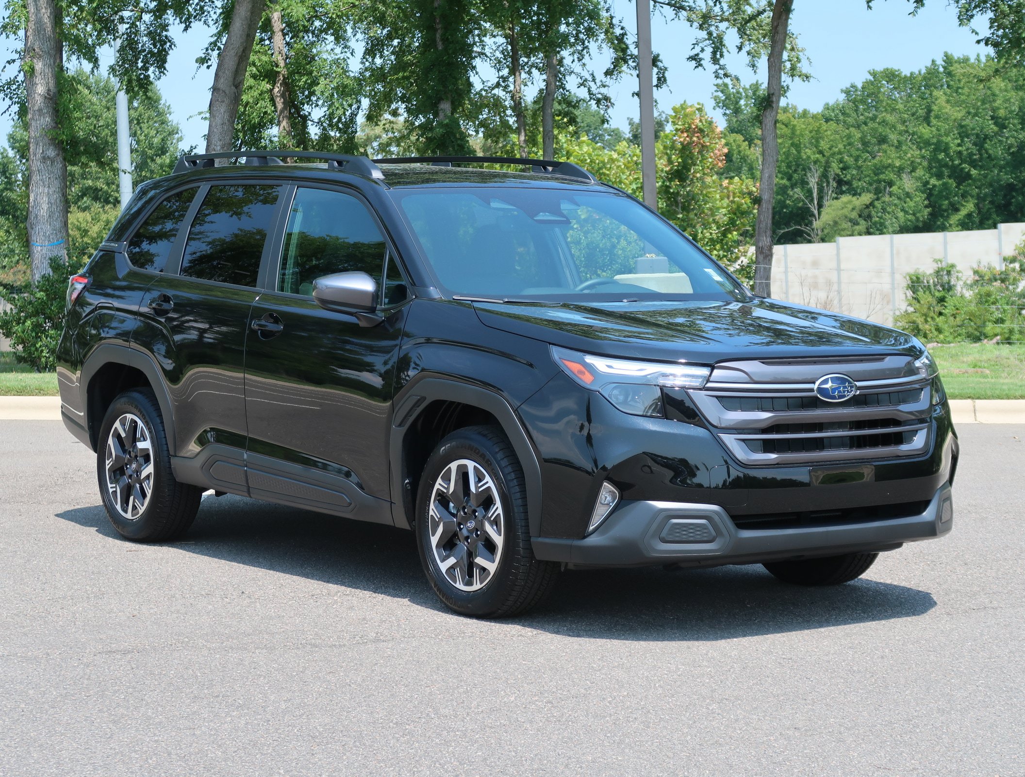 Certified 2026 Subaru Forester Premium AWD/4WD image 1