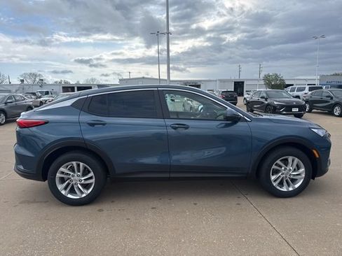 New 2026 Buick Envista Sport Touring w/ Convenience I Package FWD image 2