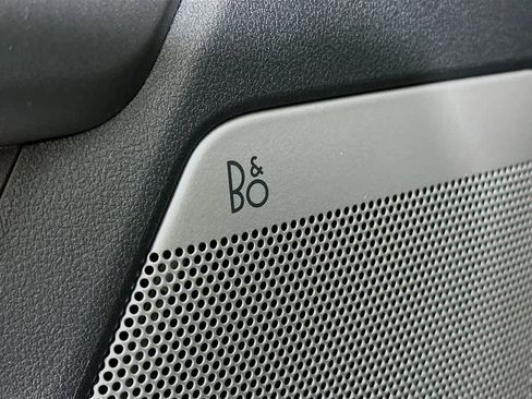 New 2026 Ford F250 Lariat w/ Black Appearance Package image 31