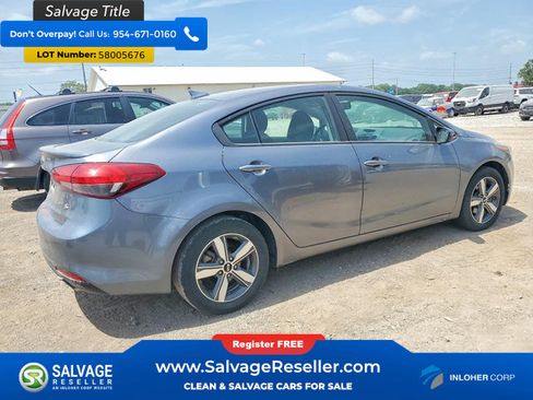 Used 2018 Kia Forte S FWD image 4