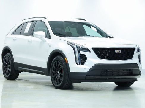 Used 2023 Cadillac XT4 Sport image 3