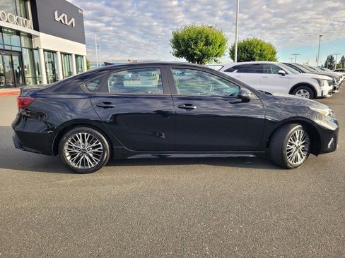 Used 2023 Kia Forte GT-Line FWD image 3