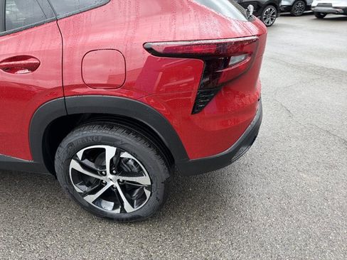 New 2026 Chevrolet Trax RS image 7