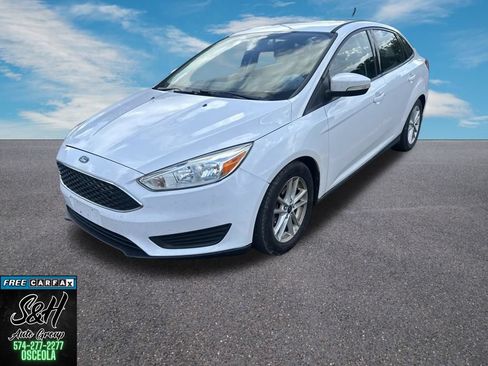 Used 2016 Ford Focus SE FWD image 3