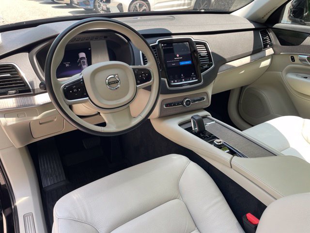 Certified 2023 Volvo XC90 B6 Plus w/ Protection Package Premier AWD/4WD image 19