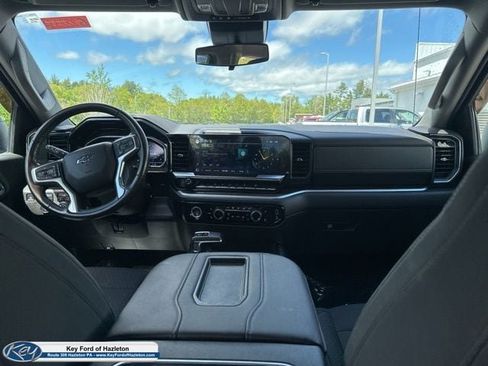 Used 2022 Chevrolet Silverado 1500 RST AWD/4WD image 19