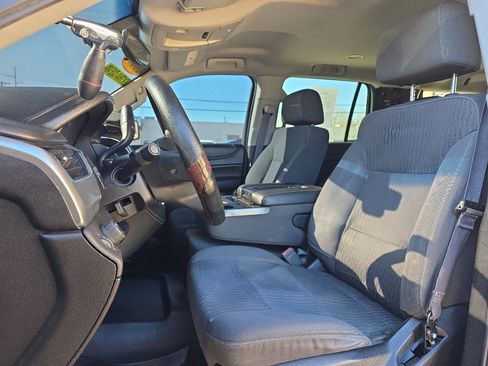 Used 2017 Chevrolet Tahoe 2WD image 11