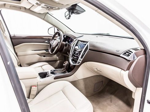 Used 2014 Cadillac SRX Luxury w/ Driver Awareness Package image 36