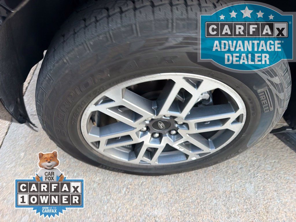 Used 2025 Ford Expedition Max Active AWD/4WD image 7