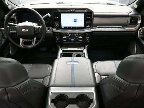 Used 2025 Ford F250 Platinum w/ Tremor Off-Road Package image 13