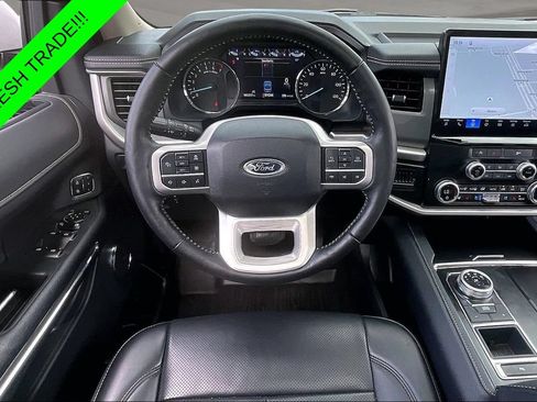 Used 2024 Ford Expedition XLT RWD image 8