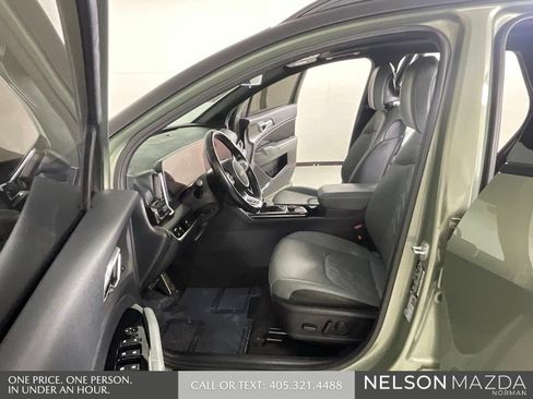 Used 2023 Kia Sportage X-Pro Prestige AWD/4WD image 11