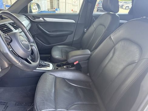 Used 2017 Audi Q3 2.0T Premium w/ Convenience Package FWD image 12