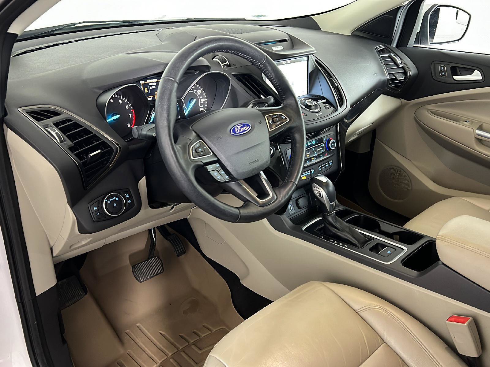 Used 2018 Ford Escape Titanium AWD/4WD image 2
