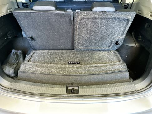 Used 2022 Volkswagen Tiguan SE image 16