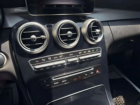 Used 2017 Mercedes-Benz C 300 Coupe image 32