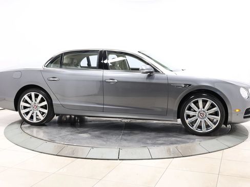 Used 2018 Bentley Flying Spur V8 AWD/4WD image 73