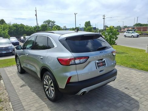 Used 2021 Ford Escape Titanium AWD/4WD image 6