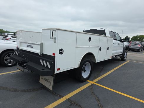Used 2024 Ford F550 4x4 Crew Cab Super Duty w/ XLT Value Package image 2