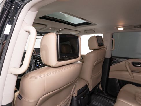 Used 2022 Nissan Armada Platinum RWD image 36