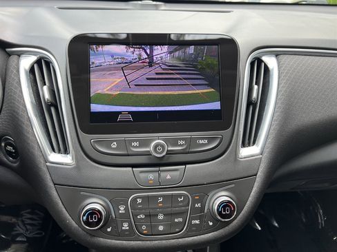 Used 2020 Chevrolet Malibu LT image 23