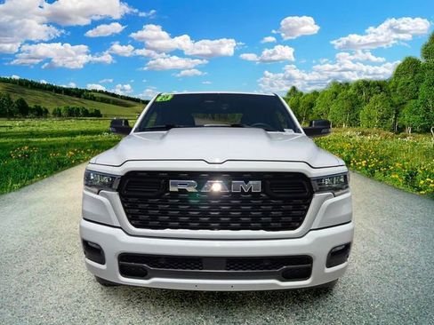 Used 2025 RAM 1500 Big Horn AWD/4WD image 8