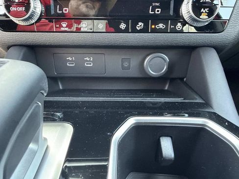New 2026 Mitsubishi Outlander LE FWD image 29