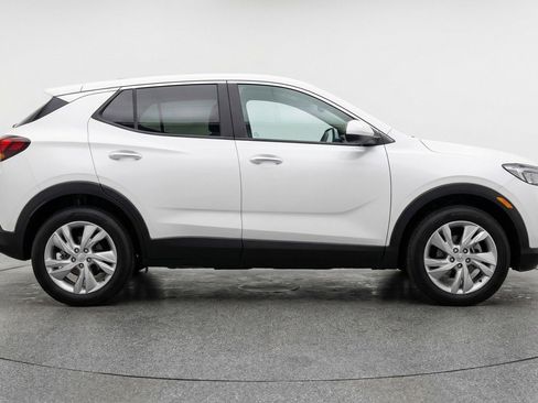 Used 2025 Buick Encore GX Preferred FWD image 11