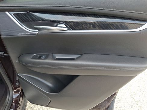 Used 2020 Cadillac XT6 Premium Luxury AWD/4WD image 14