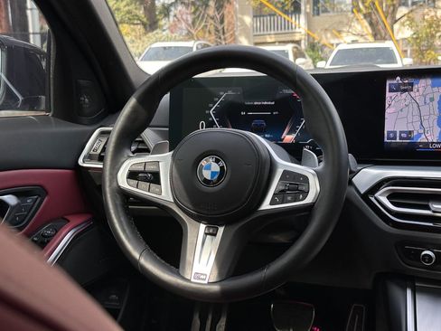 Used 2023 BMW 330i Sedan w/ M Sport Package image 16