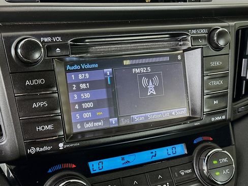 Used 2017 Toyota RAV4 SE w/ Power Special Value Package FWD image 21
