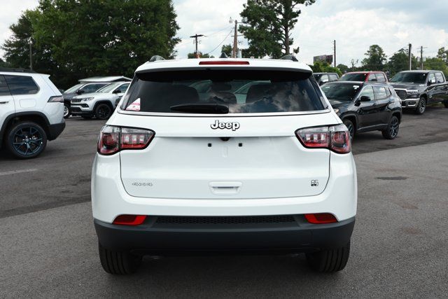New 2026 Jeep Compass Latitude AWD/4WD image 7