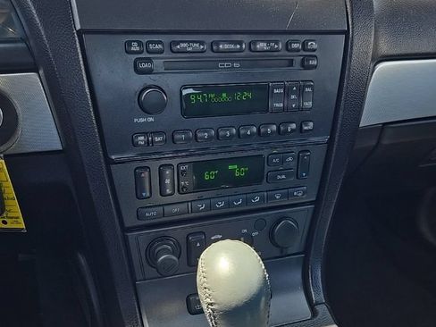Used 2005 Ford Thunderbird RWD image 12