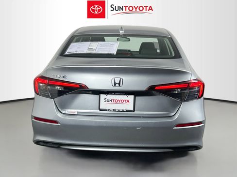 Used 2025 Honda Civic LX image 5