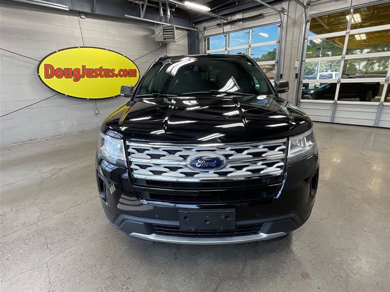 Used 2019 Ford Explorer XLT w/ Equipment Group 201A AWD/4WD image 8