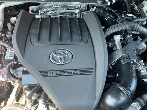 Used 2025 Toyota Grand Highlander AWD image 20