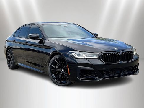 Used 2022 BMW 540i xDrive w/ M Sport Package AWD/4WD image 3