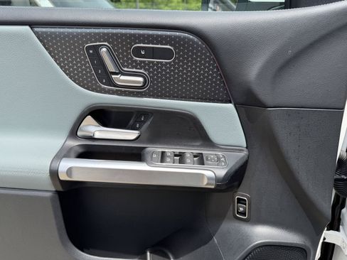 Certified 2026 Mercedes-Benz GLB 250 image 6