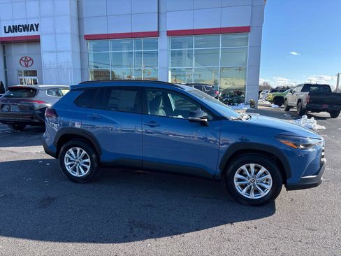 New 2026 Toyota Corolla Cross LE image 2