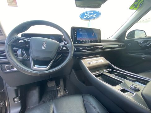 Used 2025 Lincoln Aviator Reserve w/ Illumination Package AWD/4WD image 17