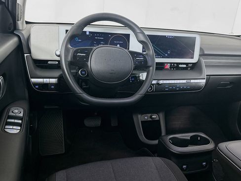 Used 2024 Hyundai Ioniq 5 SE RWD image 18
