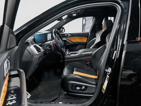 Used 2024 BMW X6 M Competition w/ Executive Package image 30