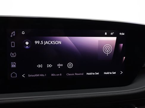 Used 2025 Buick Envista Preferred w/ Convenience II Package FWD image 19